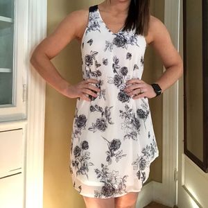 NWOT Floral Summery Dress
